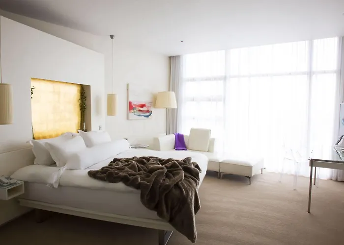 The Beacon Hotel